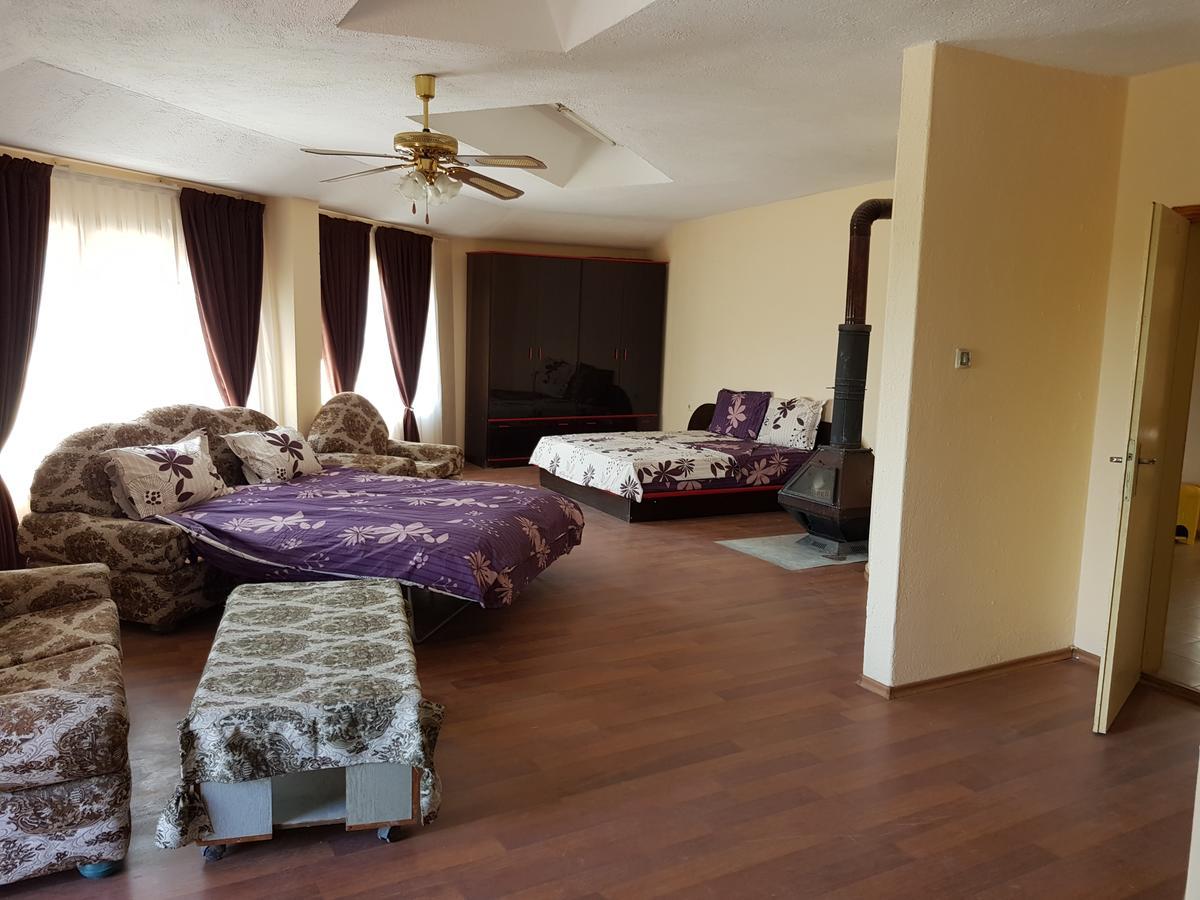 Къща За Гости Садово Guest House Sadovo Εξωτερικό φωτογραφία